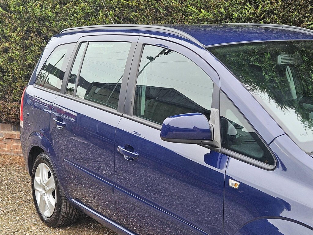 VAUXHALL ZAFIRA