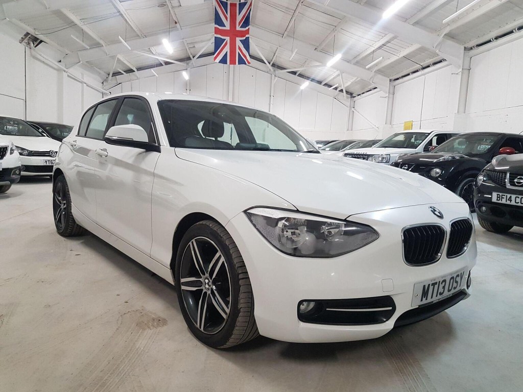 BMW 1 SERIES 2.0 116d Sport Euro 5 (s/s) 5dr