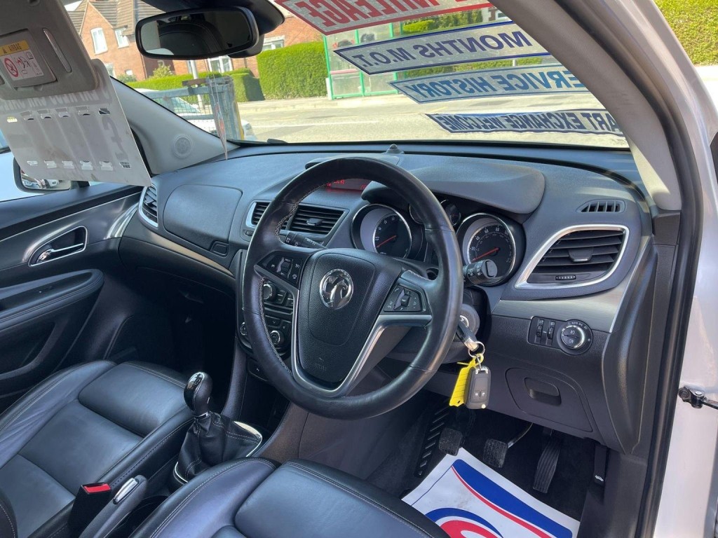VAUXHALL MOKKA