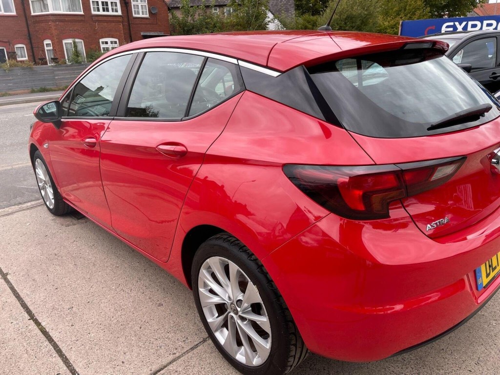 VAUXHALL ASTRA