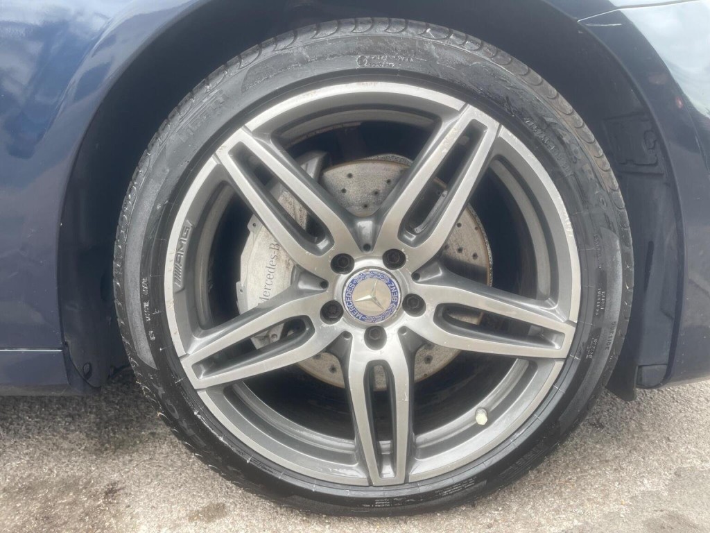 MERCEDES-BENZ E CLASS