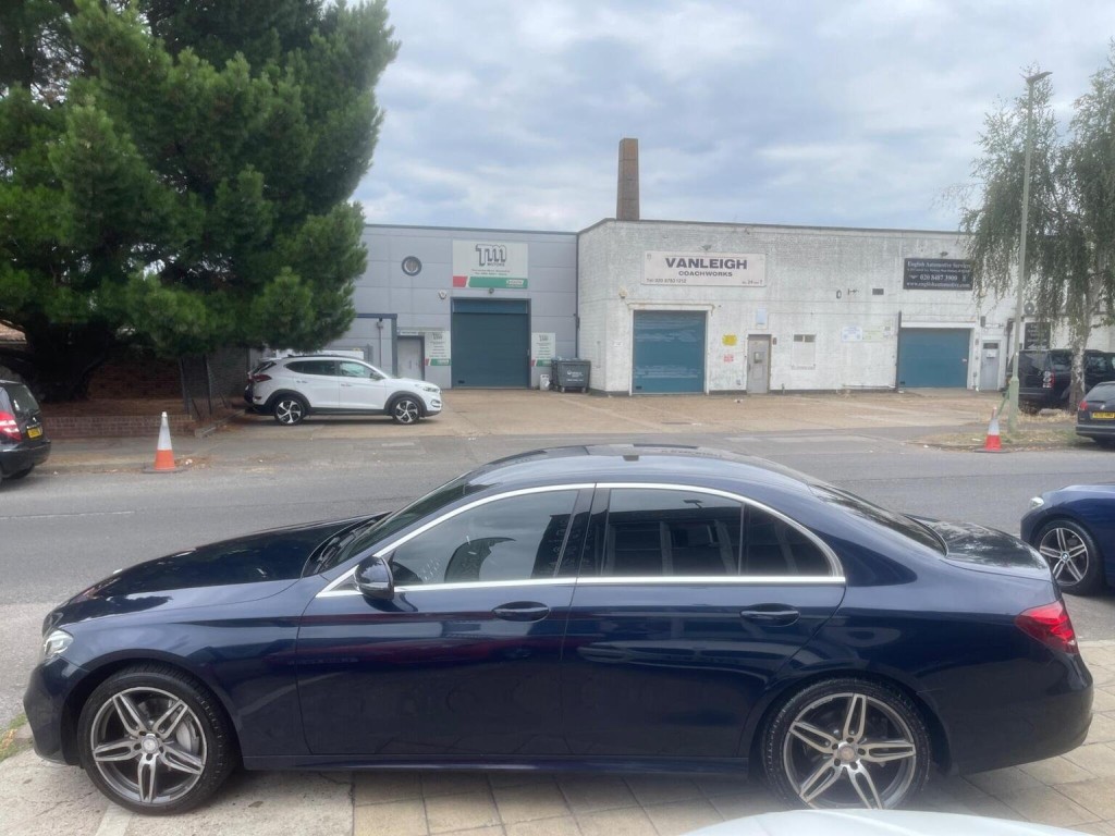 MERCEDES-BENZ E CLASS