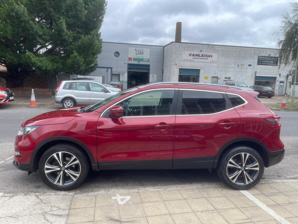 NISSAN QASHQAI