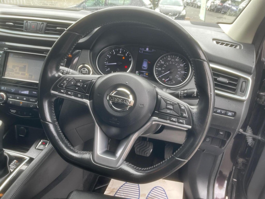 NISSAN QASHQAI