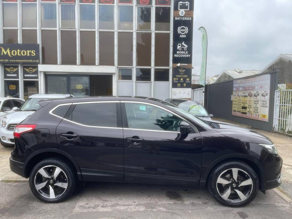 NISSAN QASHQAI