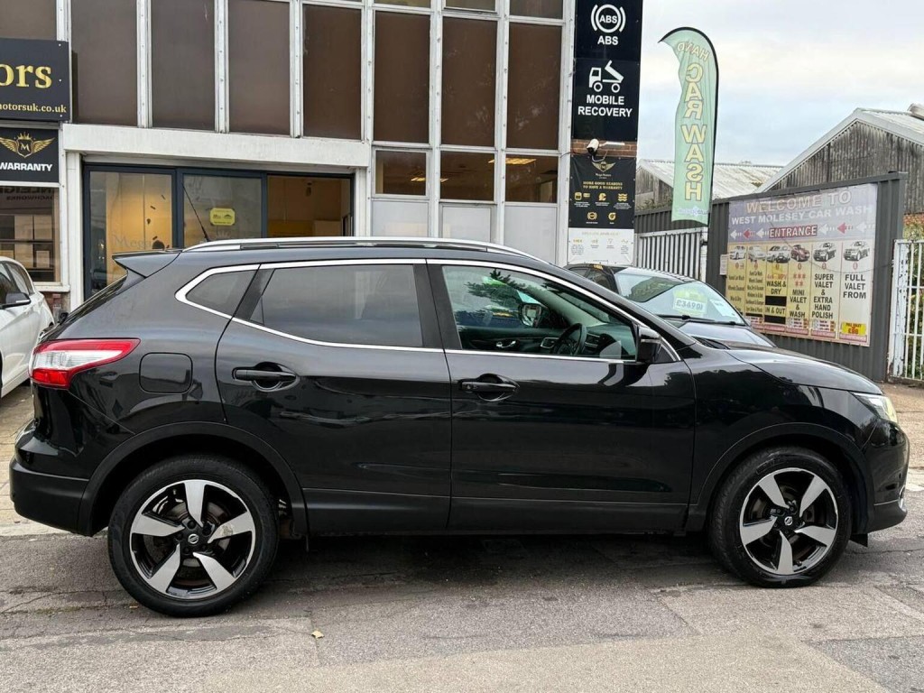 NISSAN QASHQAI