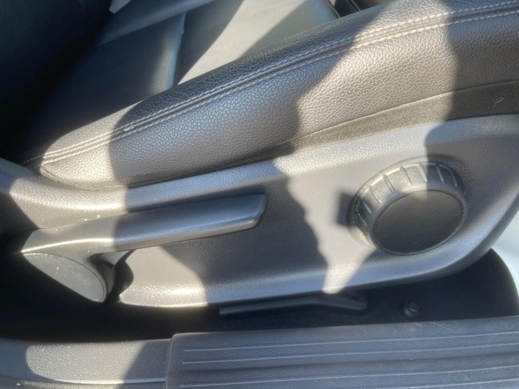 MERCEDES-BENZ GLA CLASS