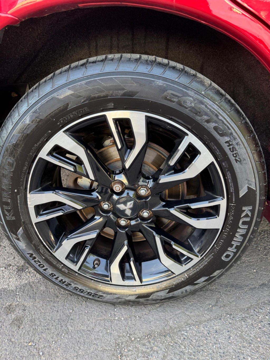 MITSUBISHI OUTLANDER