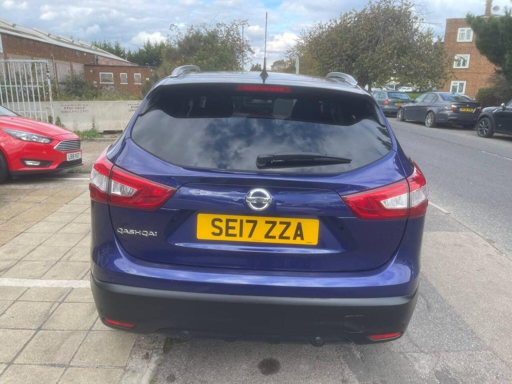 NISSAN QASHQAI