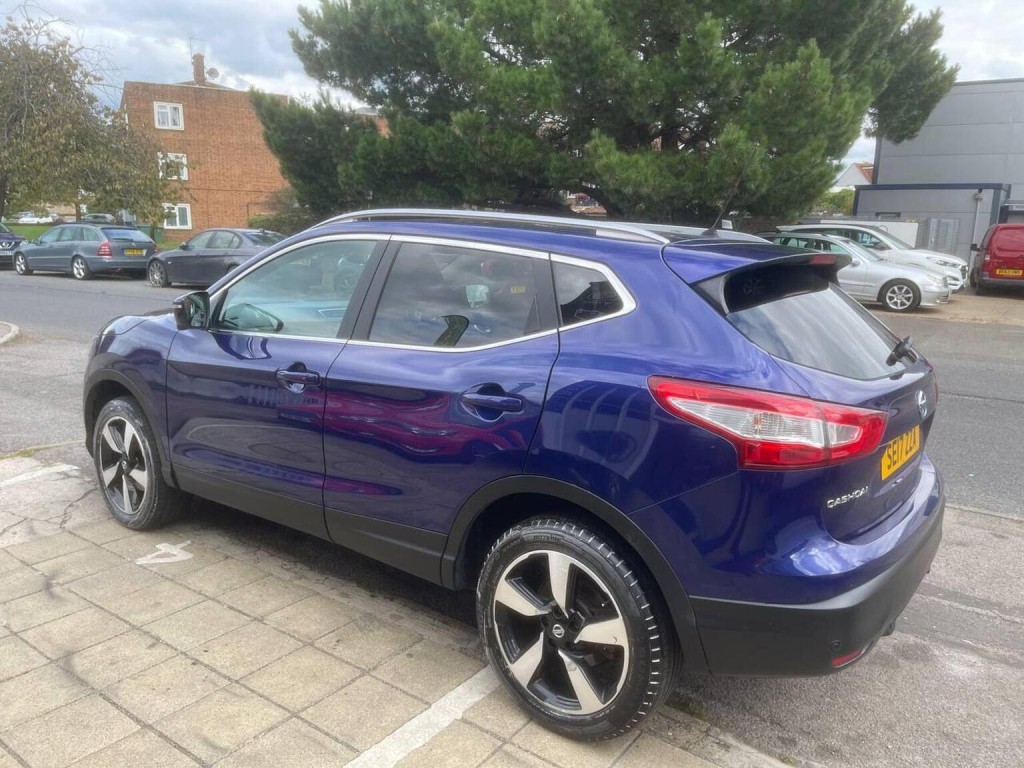 NISSAN QASHQAI