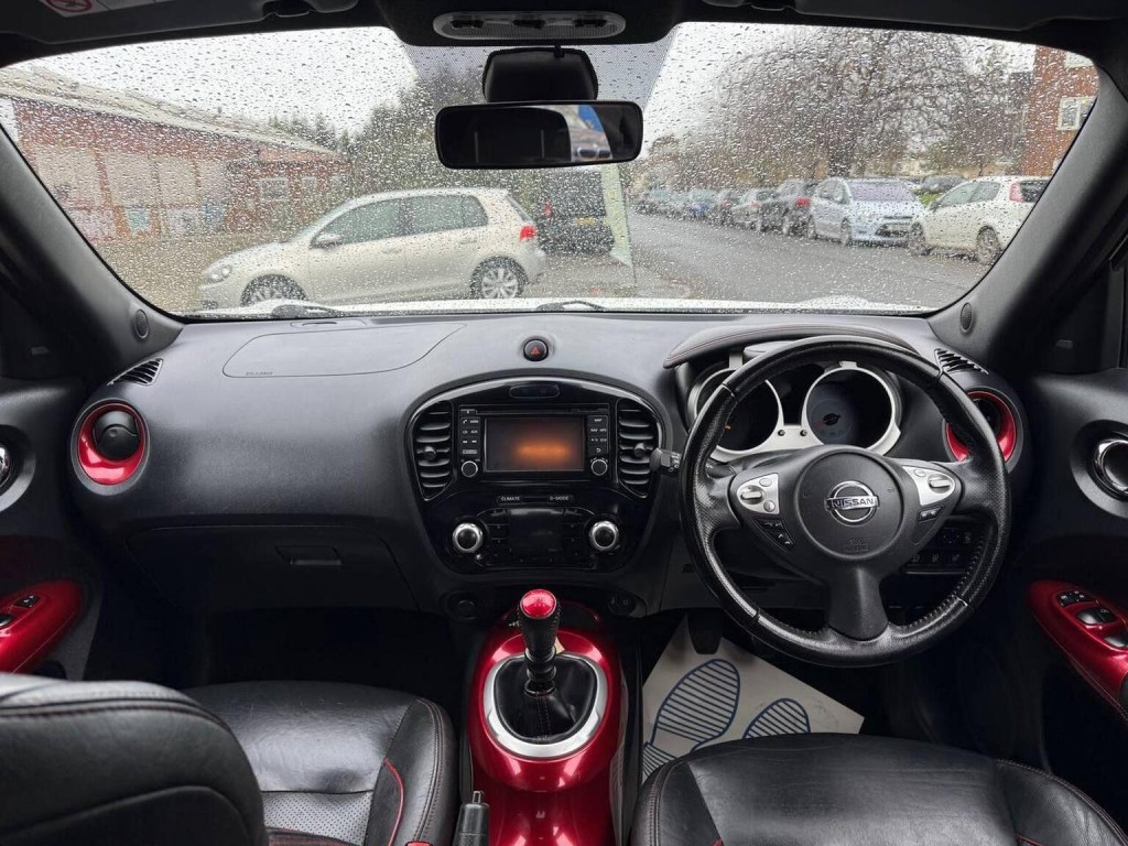 NISSAN JUKE
