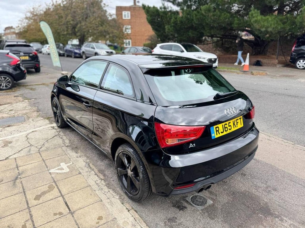 AUDI A1