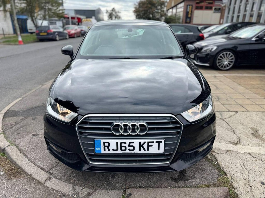 AUDI A1