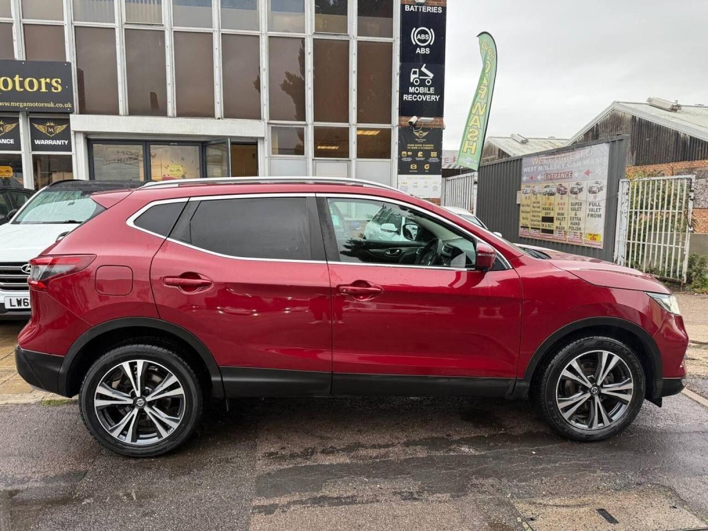NISSAN QASHQAI