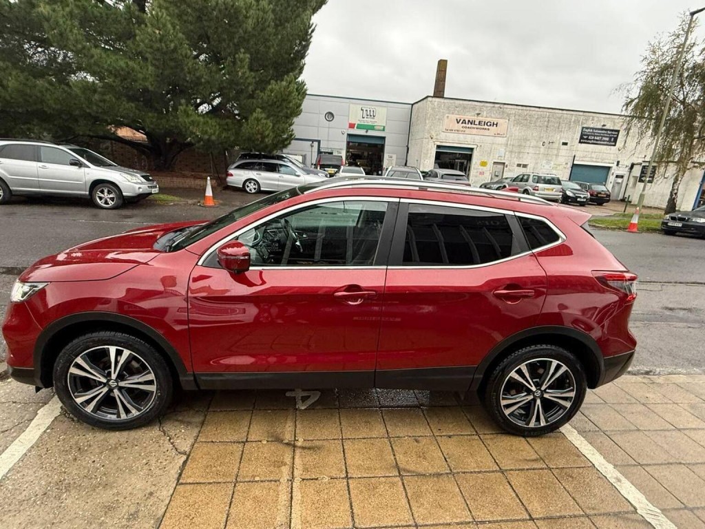 NISSAN QASHQAI