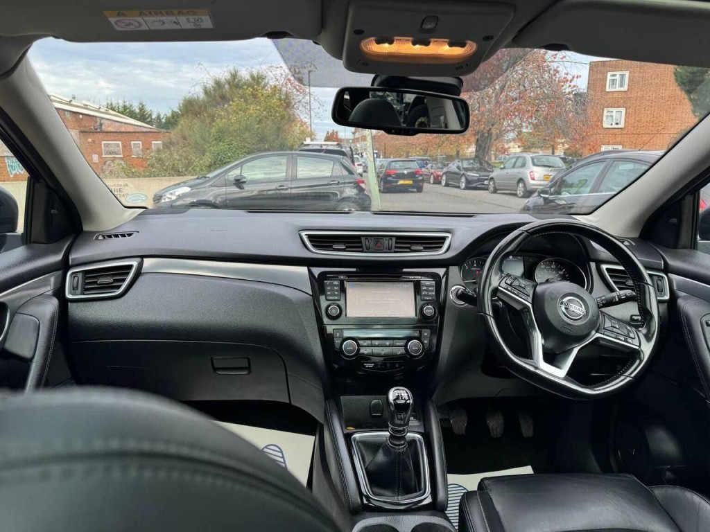 NISSAN QASHQAI