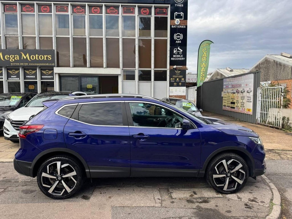 NISSAN QASHQAI