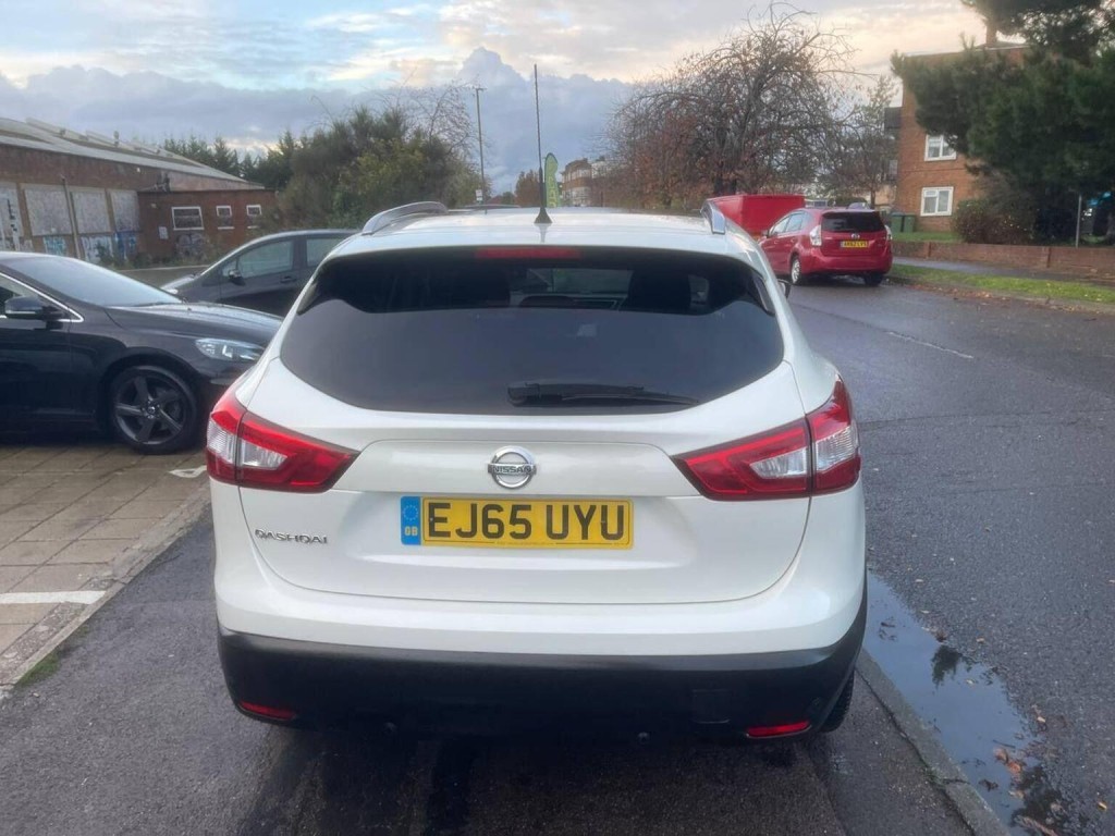 NISSAN QASHQAI