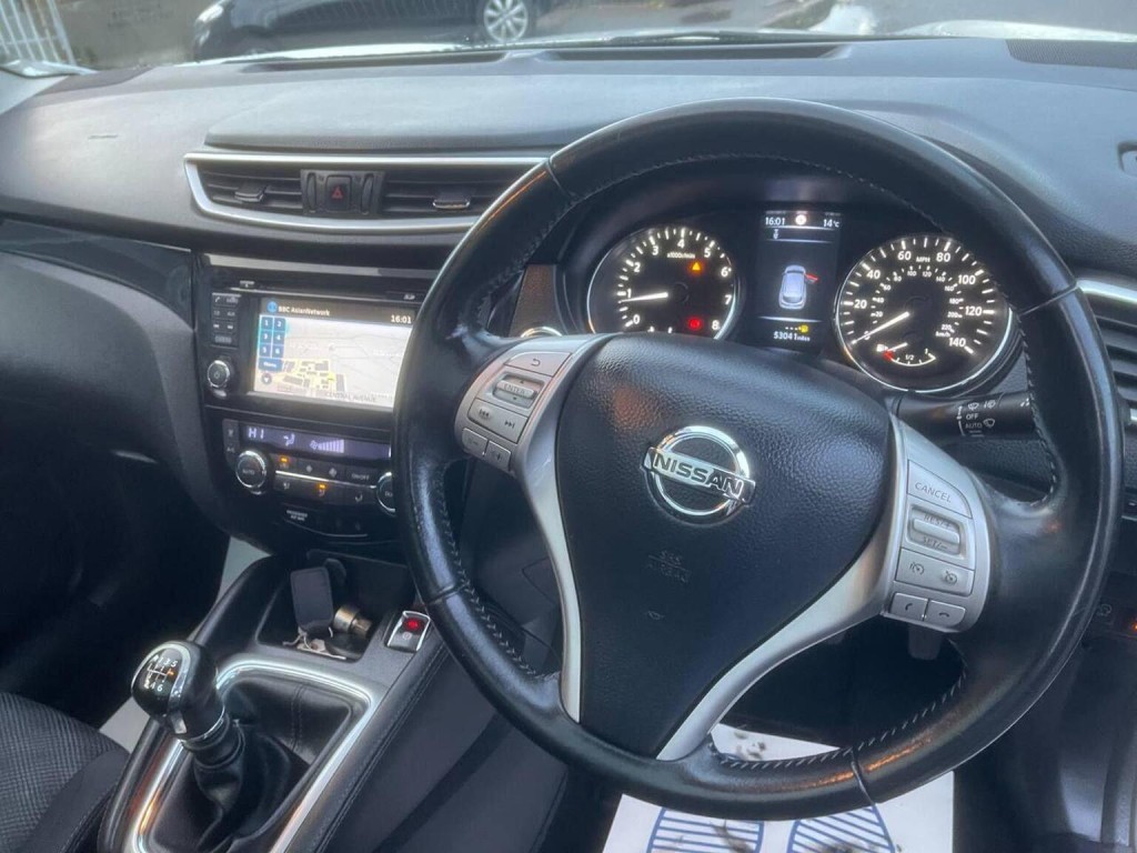 NISSAN QASHQAI