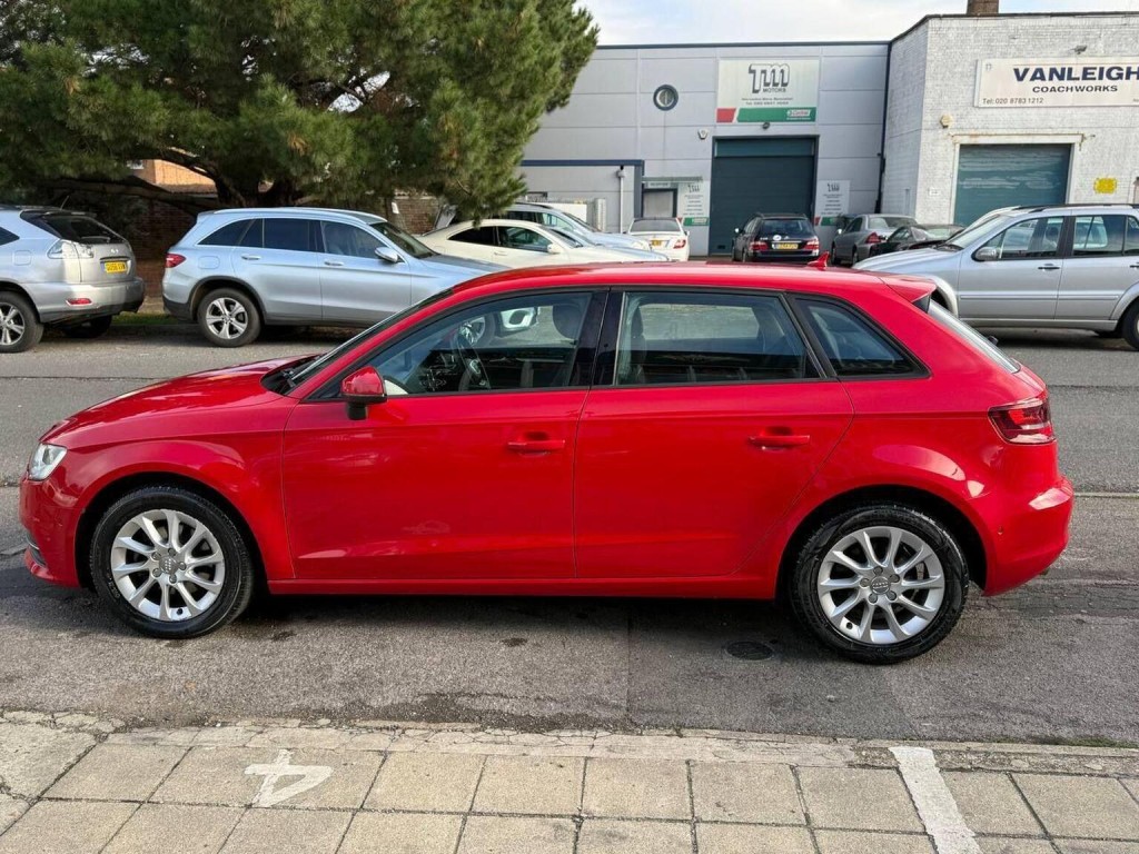 AUDI A3