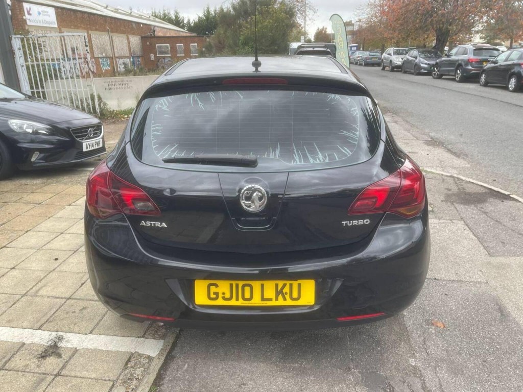 VAUXHALL ASTRA
