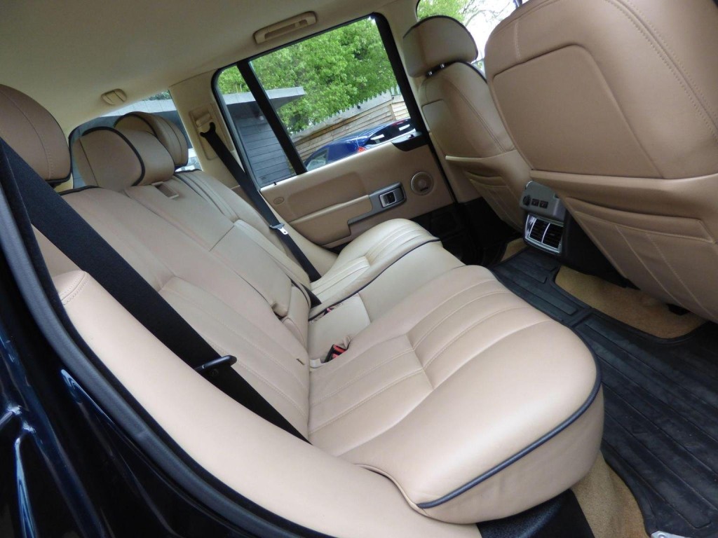 LAND ROVER RANGE ROVER