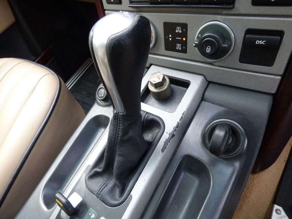 LAND ROVER RANGE ROVER