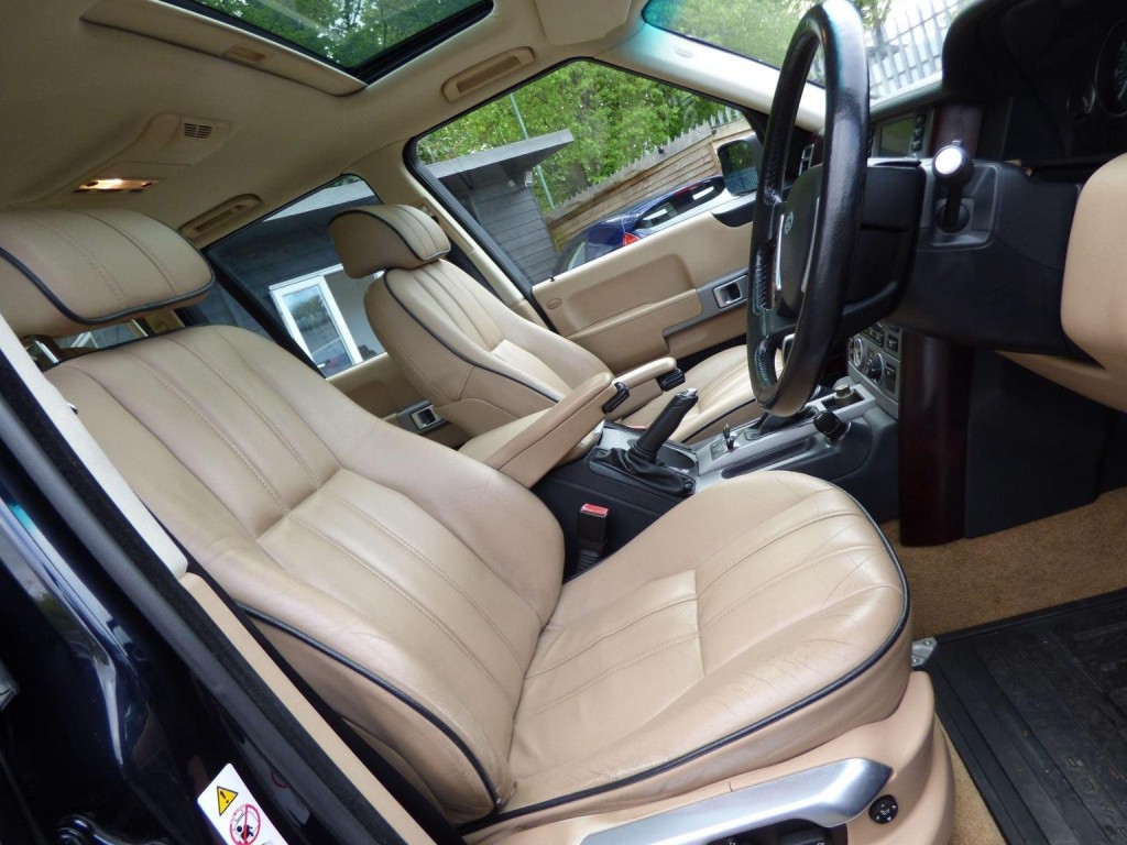 LAND ROVER RANGE ROVER