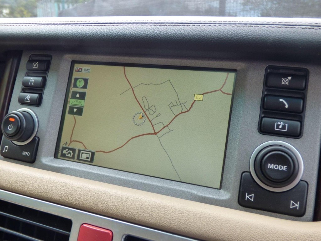 LAND ROVER RANGE ROVER