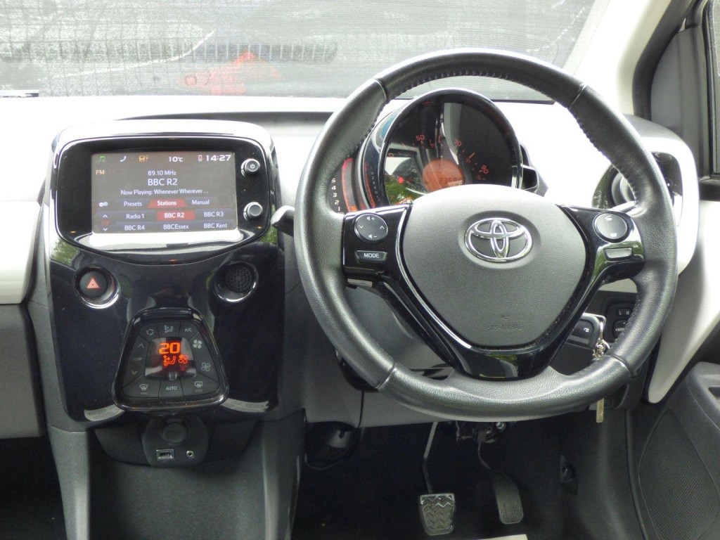 TOYOTA AYGO