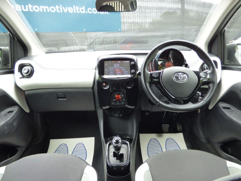 TOYOTA AYGO