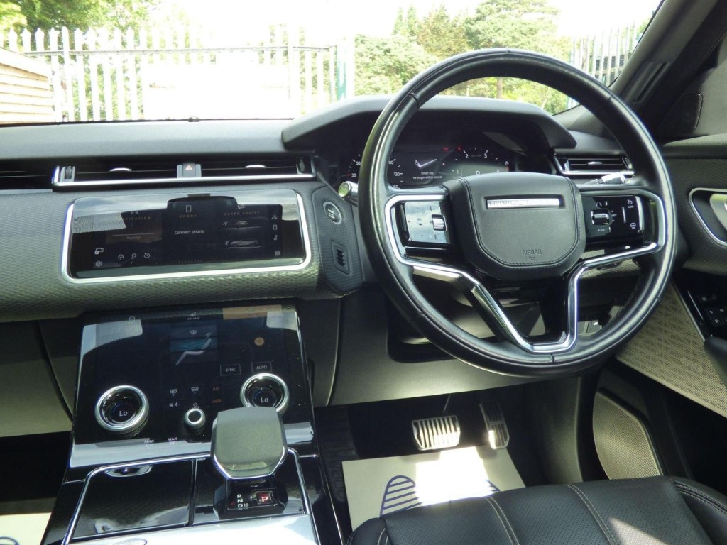 LAND ROVER RANGE ROVER VELAR