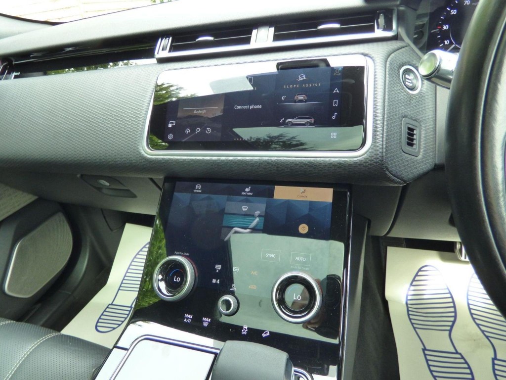 LAND ROVER RANGE ROVER VELAR