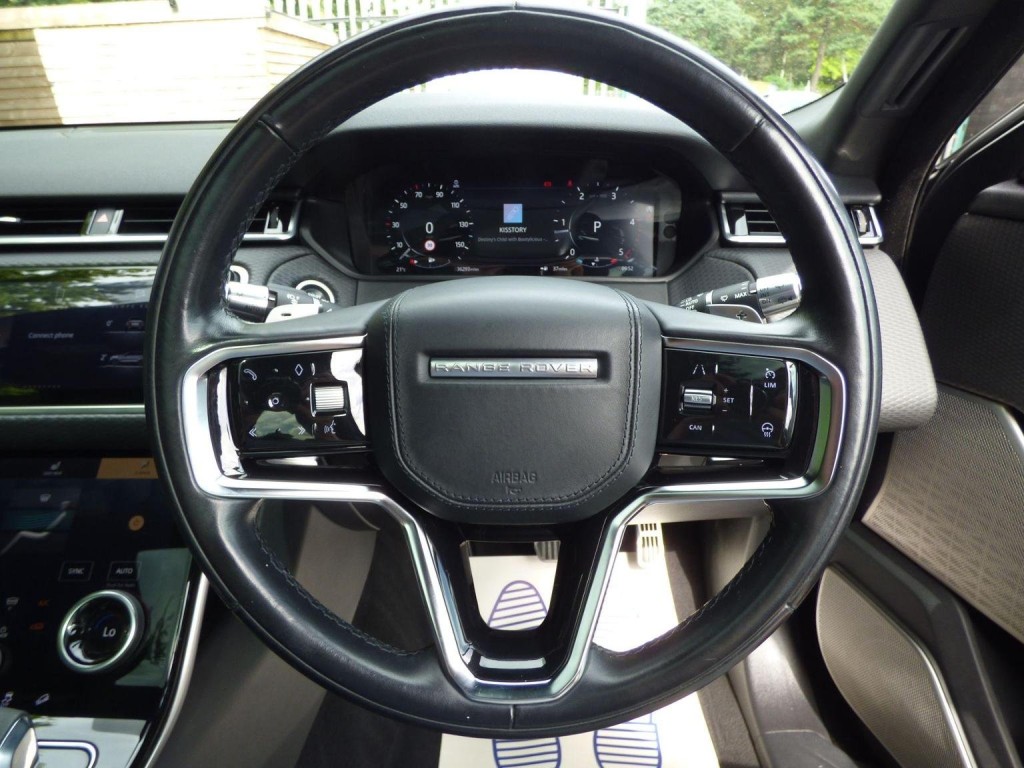 LAND ROVER RANGE ROVER VELAR