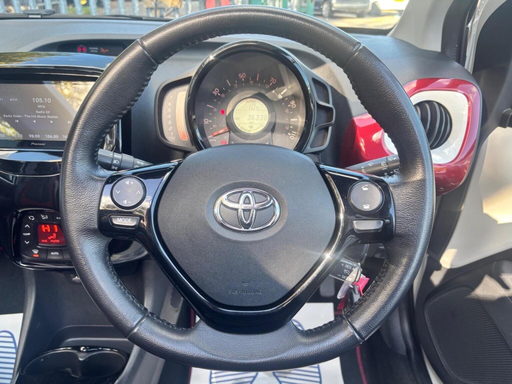 TOYOTA AYGO