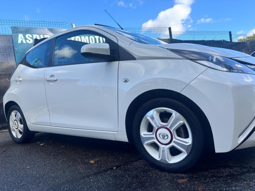 TOYOTA AYGO