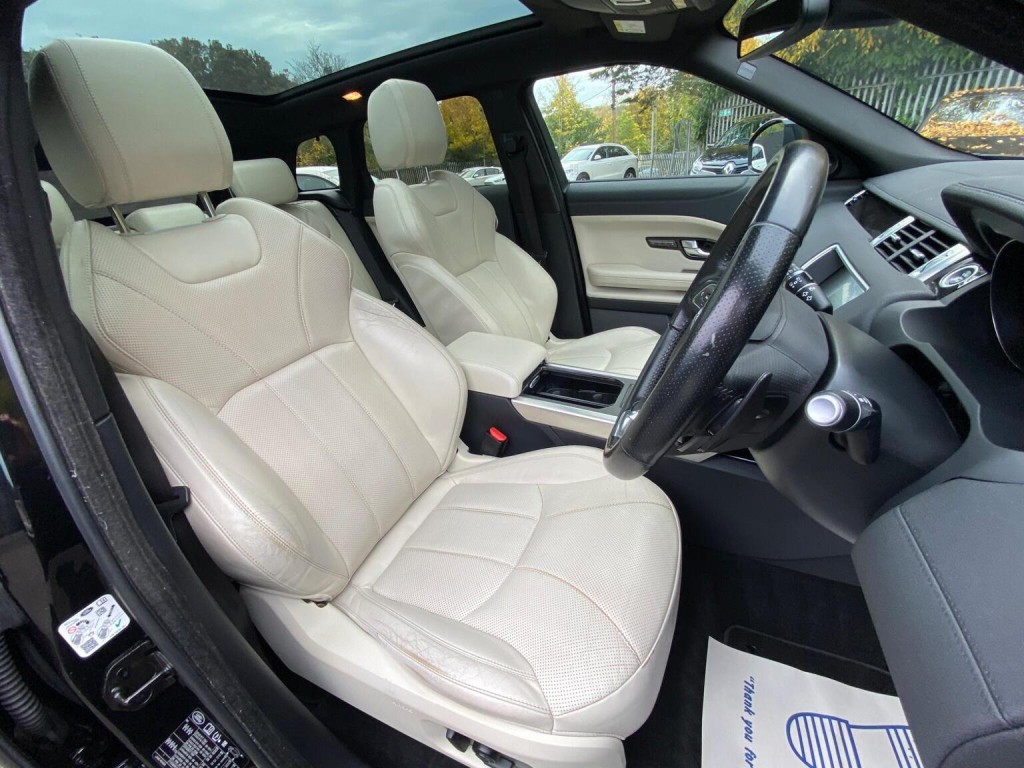 LAND ROVER RANGE ROVER EVOQUE