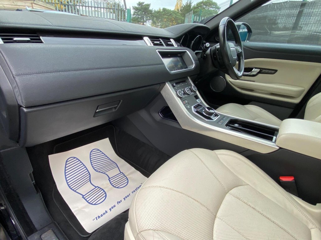 LAND ROVER RANGE ROVER EVOQUE