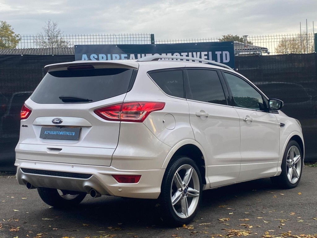 FORD KUGA