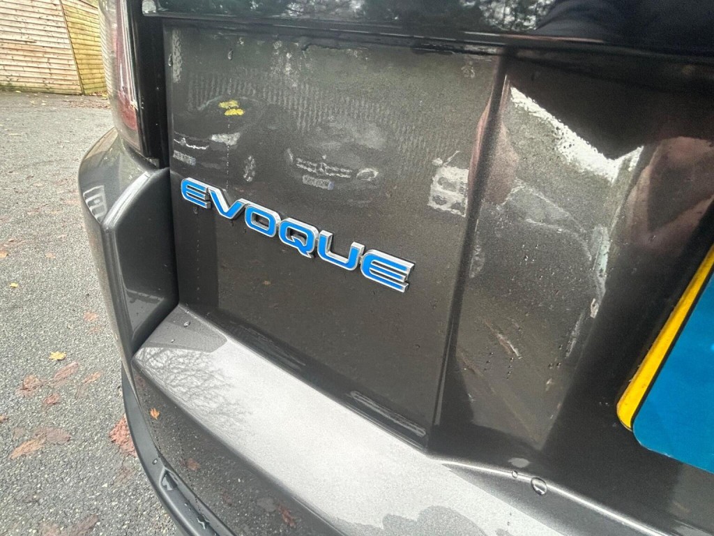 LAND ROVER RANGE ROVER EVOQUE