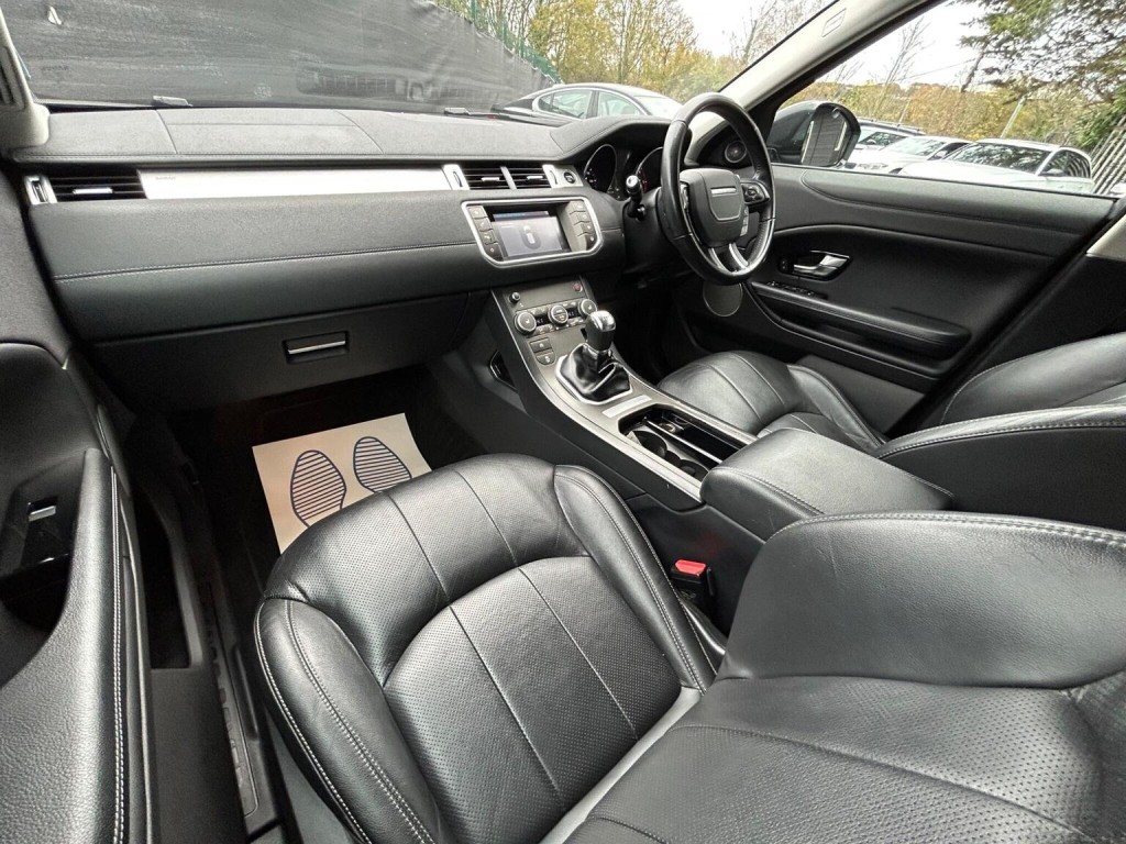 LAND ROVER RANGE ROVER EVOQUE