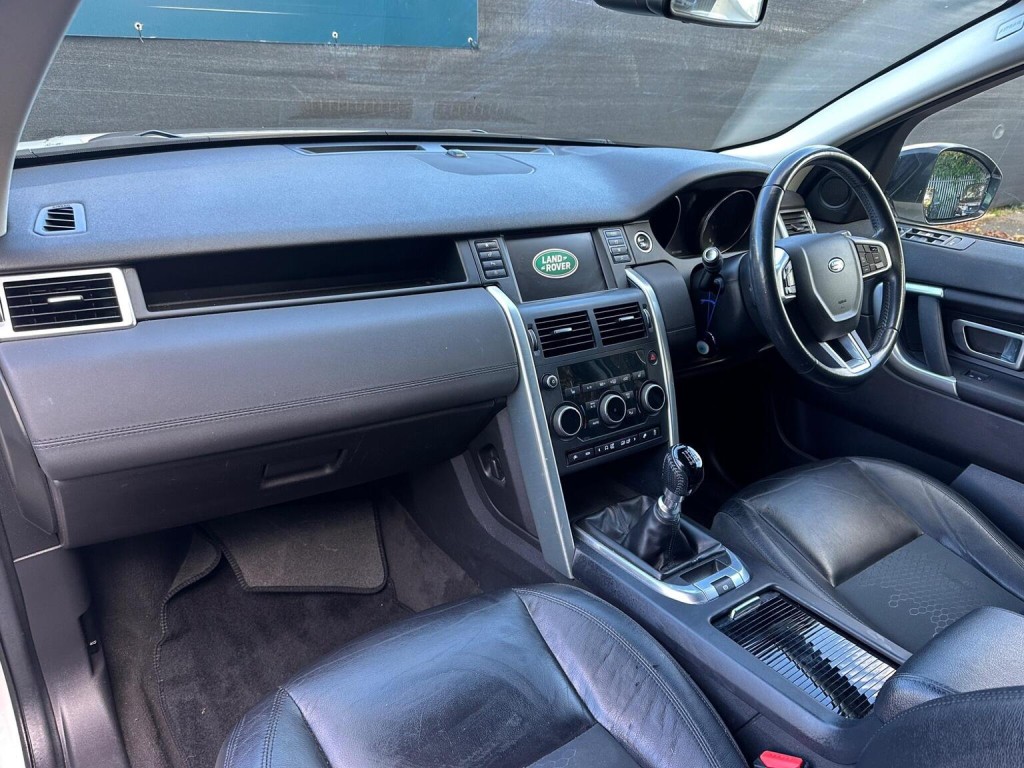 LAND ROVER DISCOVERY SPORT