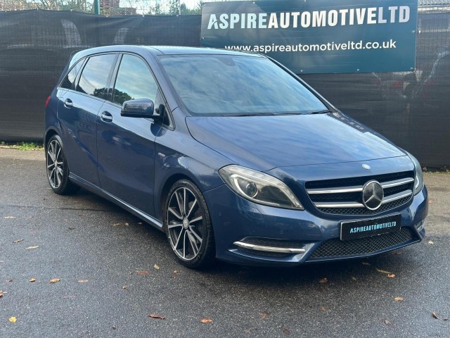 MERCEDES-BENZ B CLASS 1.6 B180 BlueEfficiency Sport 7G-DCT Euro 5 (s/s) 5dr