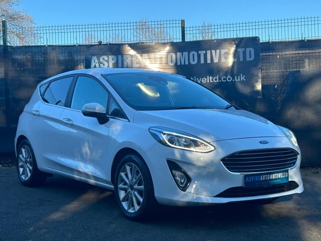 FORD FIESTA 1.0T EcoBoost Titanium Euro 6 (s/s) 5dr
