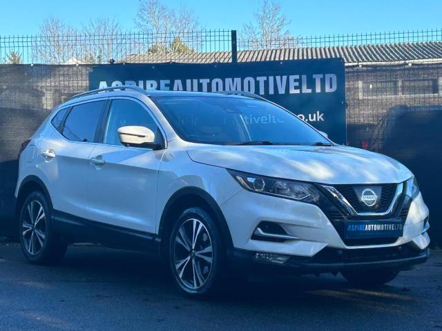 NISSAN QASHQAI 1.6 DIG-T N-Connecta Euro 6 (s/s) 5dr