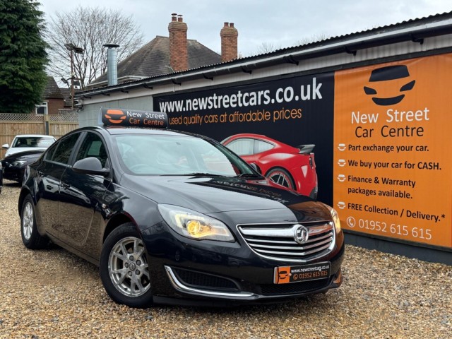 VAUXHALL INSIGNIA