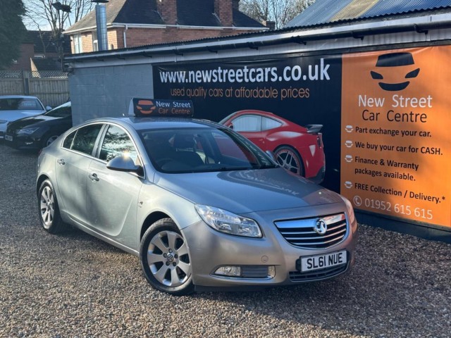 VAUXHALL INSIGNIA