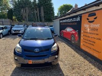 TOYOTA URBAN CRUISER