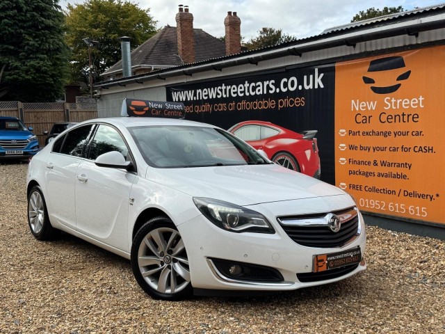 VAUXHALL INSIGNIA
