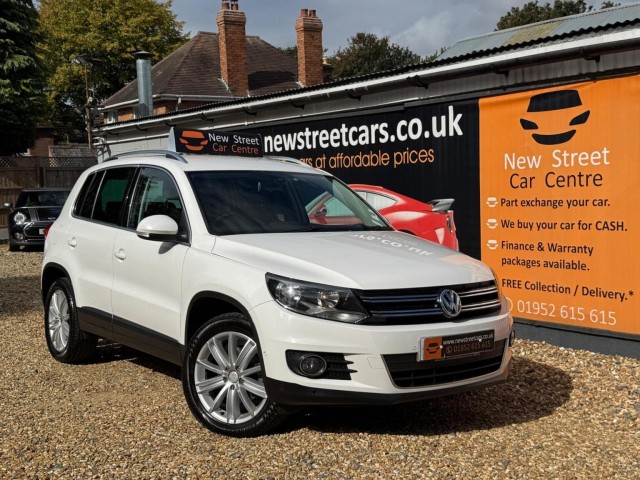 VOLKSWAGEN TIGUAN